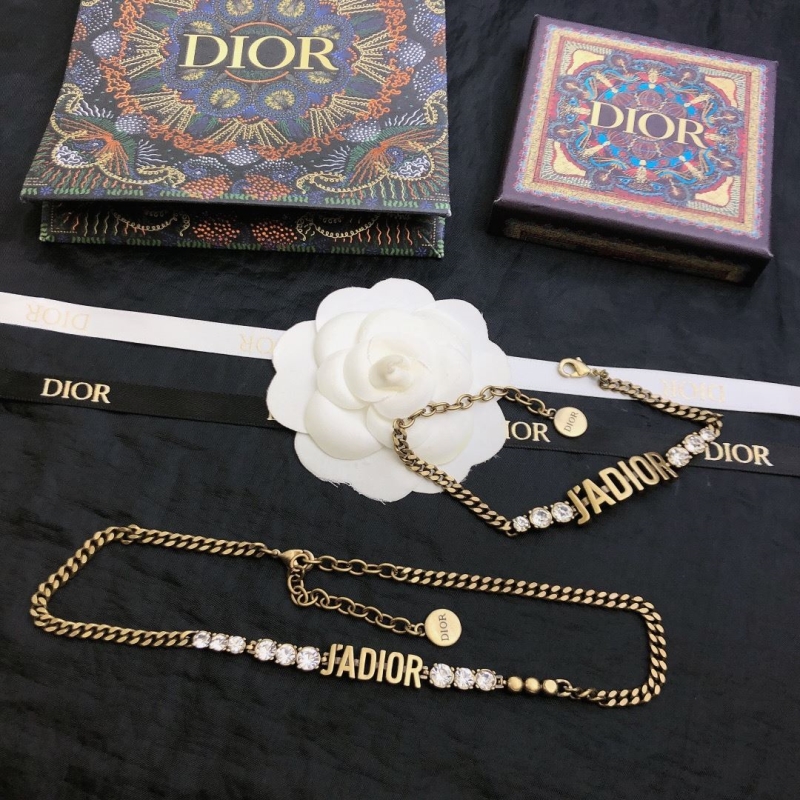 chr1st1an D10r necklaces